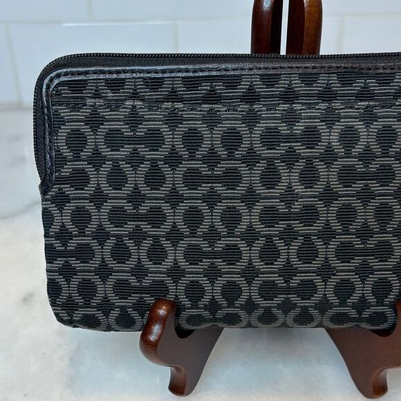 COACH Madison Needlepoint Signature Op Art Double Zip Wristlet Wallet 50392 - Picture 5 of 15